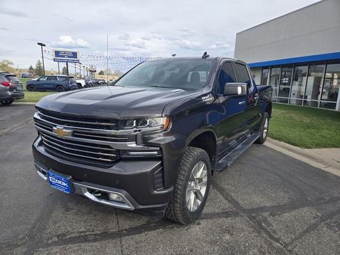 Used 2021 Chevrolet Silverado 1500 High Country w/ Z71 Off-Road Package AWD/4WD image 7