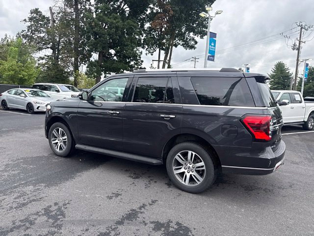 Certified 2024 Ford Expedition Limited AWD/4WD image 8