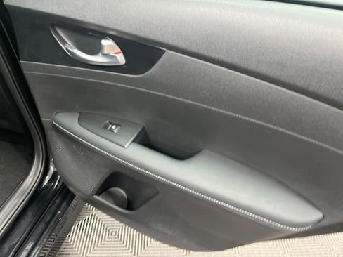 Certified 2024 Kia Forte GT-Line image 29