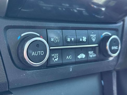 Used 2022 Acura ILX w/ Premium Package FWD image 27