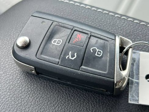Used 2023 Volkswagen Tiguan S AWD/4WD image 29
