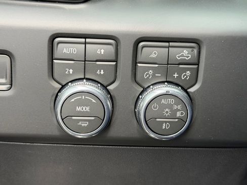 New 2026 GMC Sierra 1500 AT4X w/ LPO, Black Badging Package AWD/4WD image 25