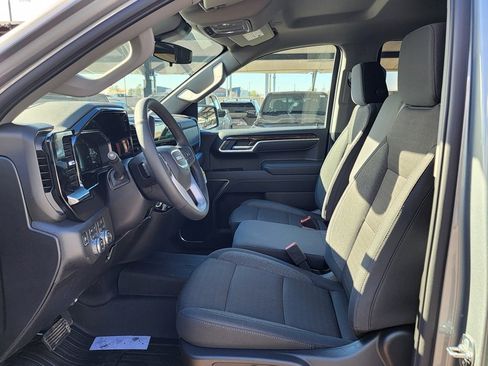 New 2026 GMC Sierra 1500 Elevation w/ LPO, Elevation Black Package image 17