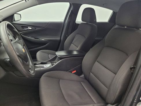 Used 2018 Chevrolet Malibu LS image 17