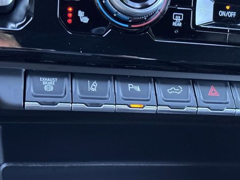 Used 2024 GMC Sierra 2500 AT4 w/ AT4 Premium Plus Package image 44