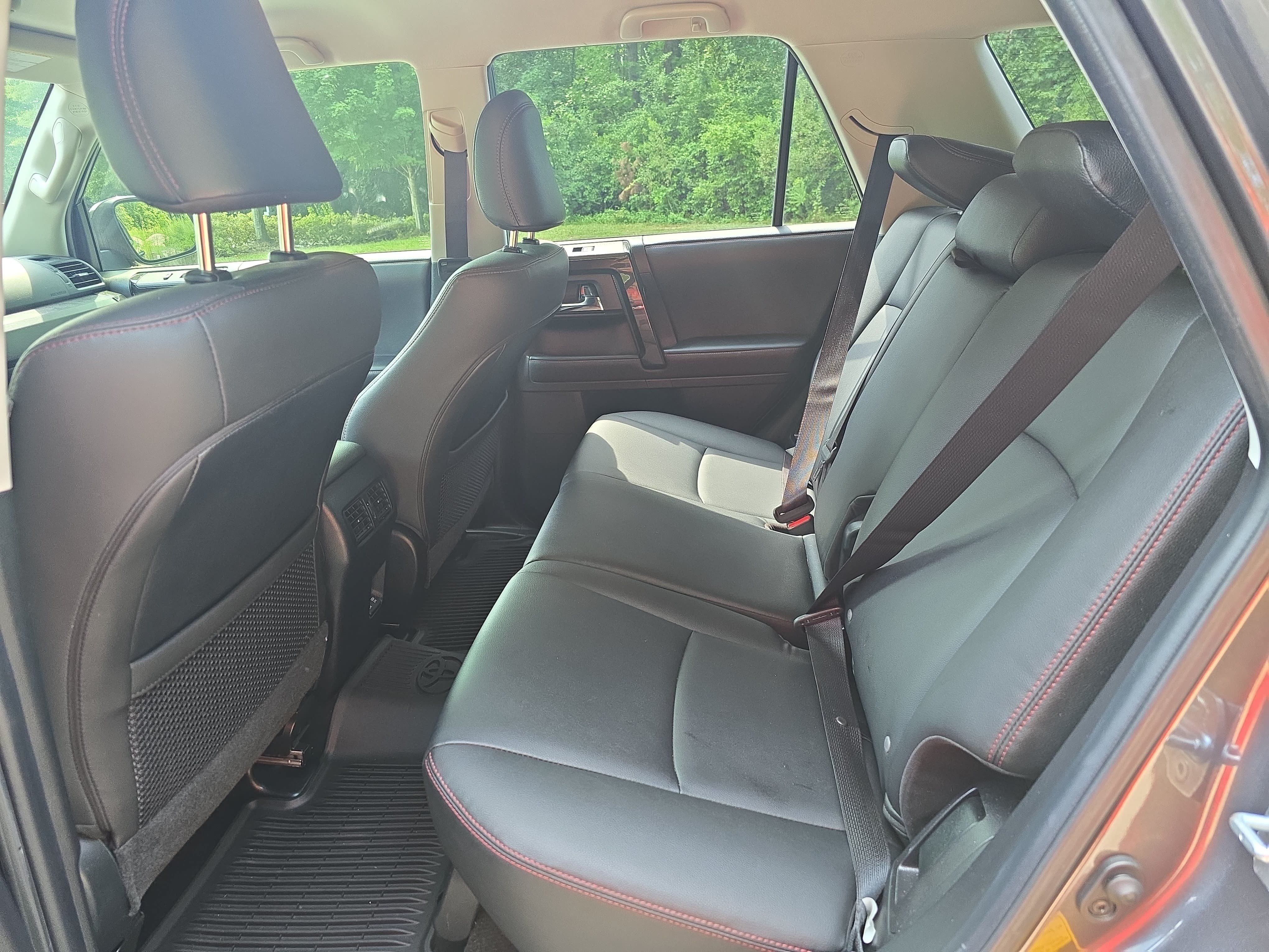 Used 2021 Toyota 4Runner Venture AWD/4WD image 12