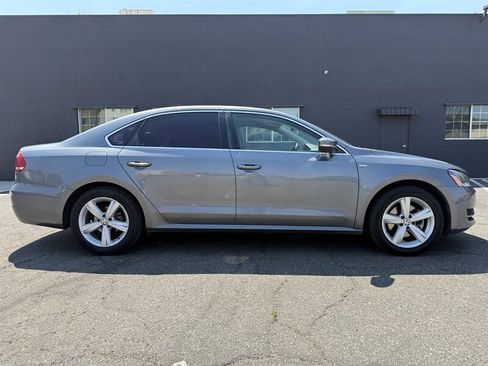 Used 2014 Volkswagen Passat 1.8T Wolfsburg Edition image 8