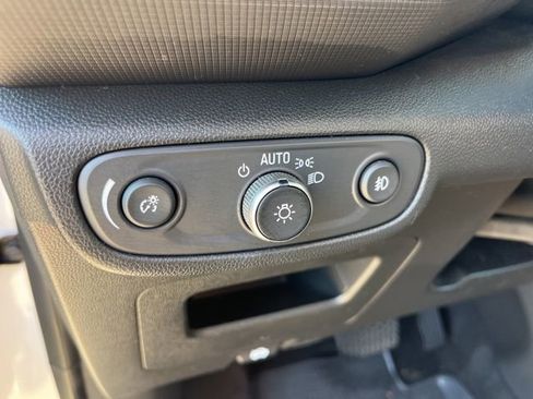 Used 2023 Chevrolet TrailBlazer ACTIV w/ Convenience Package image 15