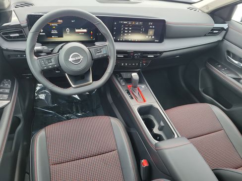 Used 2026 Nissan Kicks SR w/ SR Premium Package image 19