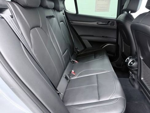 Used 2023 Alfa Romeo Stelvio Ti AWD/4WD image 20