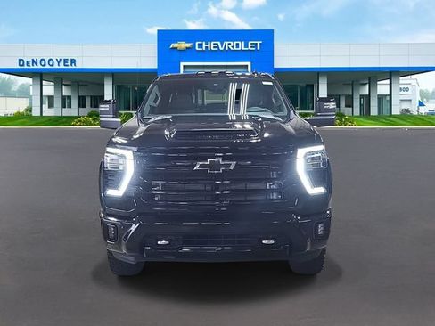 New 2026 Chevrolet Silverado 2500 High Country w/ High Country Premium Package AWD/4WD image 3