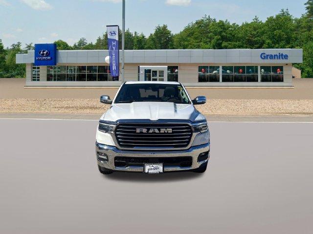 Used 2025 RAM 1500 Laramie AWD/4WD image 2