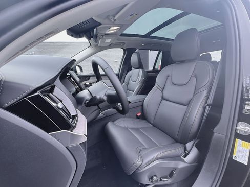 New 2026 Volvo XC90 T8 Ultra w/ Protection Package Premier image 13