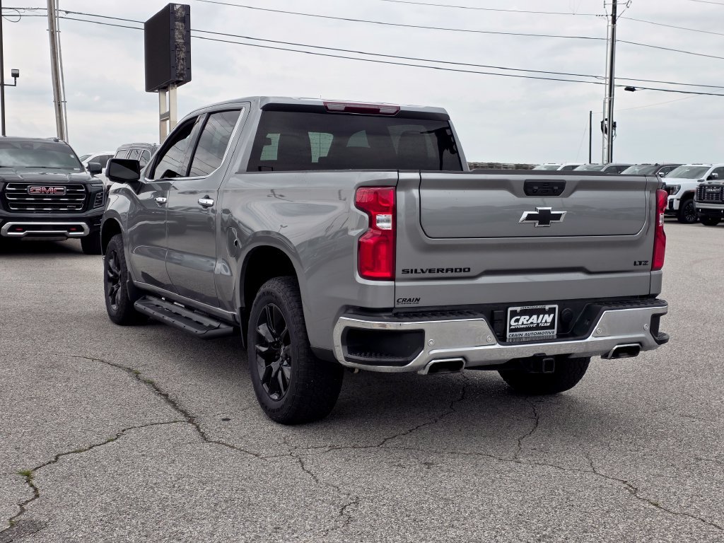 Used 2025 Chevrolet Silverado 1500 LTZ AWD/4WD image 5