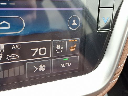 Used 2020 Subaru Outback Touring XT image 25