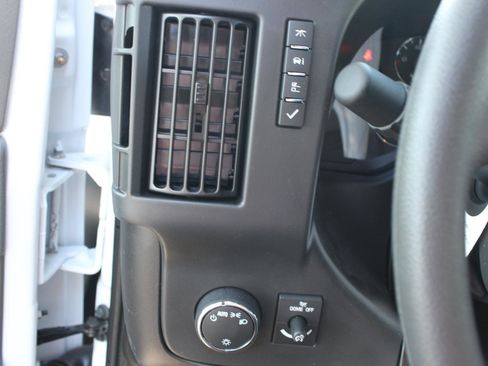 New 2026 Chevrolet Express 2500 RWD image 18