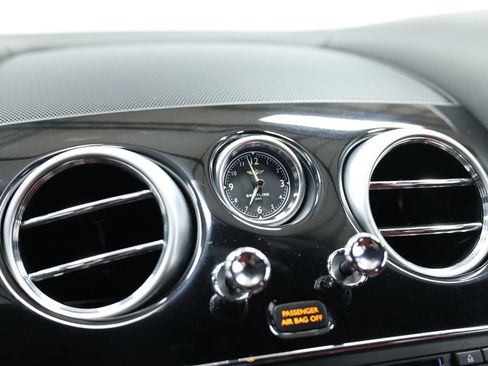 Used 2018 Bentley Flying Spur S V8 w/ Black Edition AWD/4WD image 37