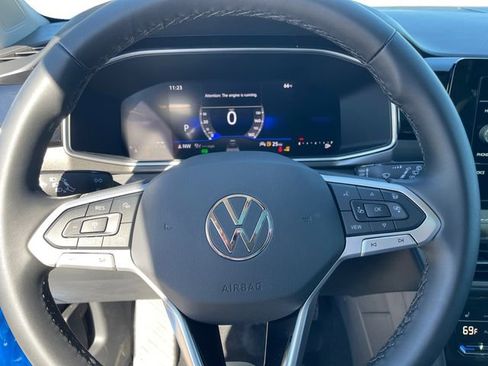 New 2025 Volkswagen Taos SE image 12