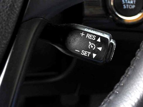 Used 2013 Toyota Avalon XLE image 66