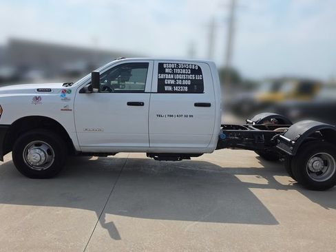 Used 2022 RAM 3500 Tradesman w/ Max Tow Package AWD/4WD image 2
