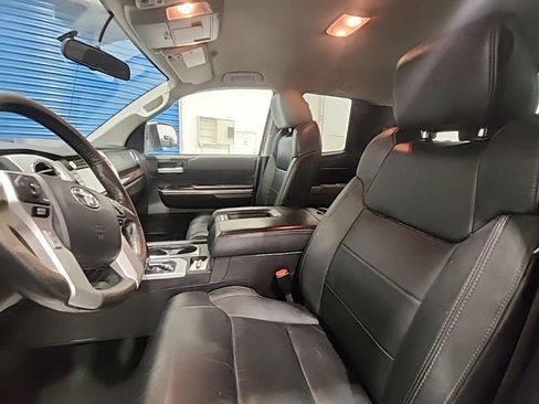 Used 2015 Toyota Tundra Limited w/ Limited Premium Package AWD/4WD image 9