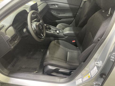 Certified 2024 Honda Accord LX image 11