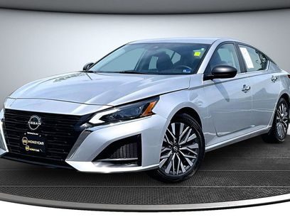 Used 2024 Nissan Altima 2.5 SV
