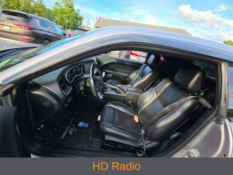 Used 2018 Dodge Challenger R/T Plus RWD image 4
