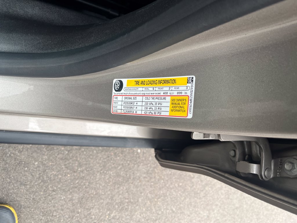 Used 2023 Chevrolet Malibu LT FWD image 30