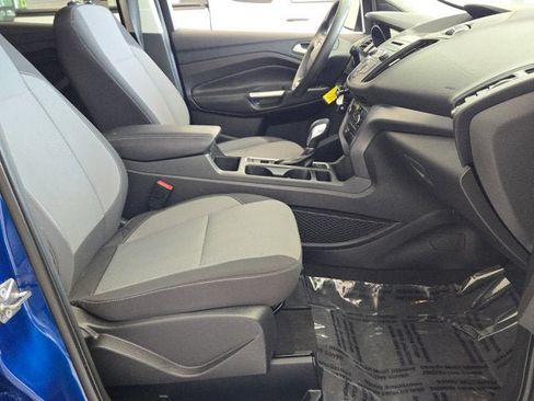 Used 2018 Ford Escape SE AWD/4WD image 4