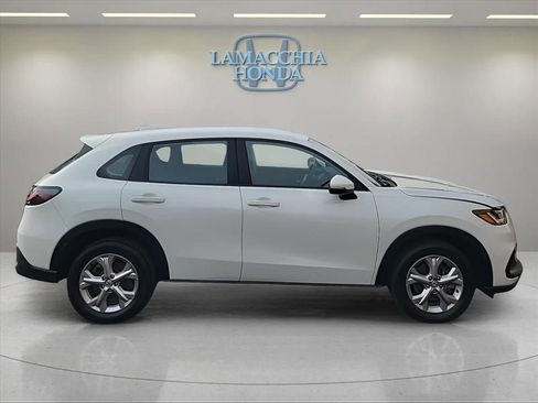 Used 2023 Honda HR-V LX image 6