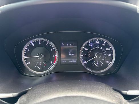 Used 2019 Hyundai Santa Fe SE image 25