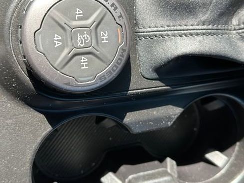 Used 2022 Ford Bronco Outer Banks image 20