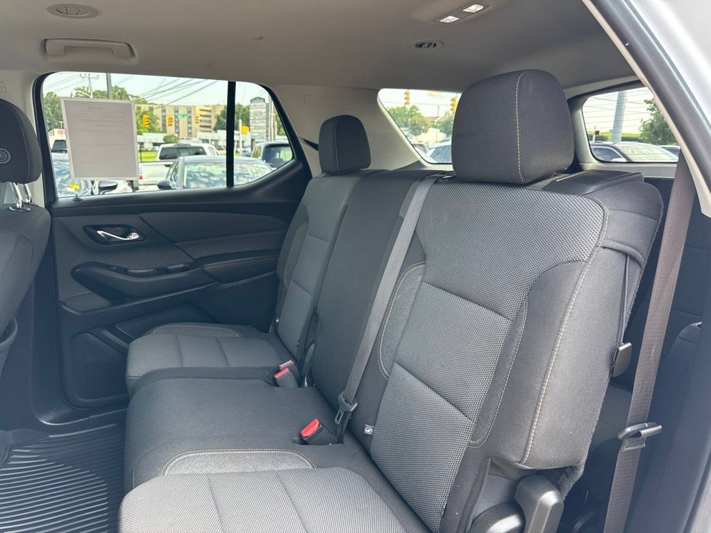 Used 2020 Chevrolet Traverse LS FWD image 25