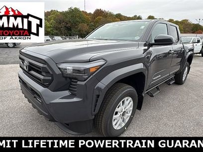 New 2025 Toyota Tacoma SR5