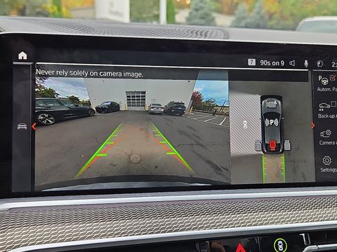 Used 2023 BMW X6 M50i w/ Executive Package image 19