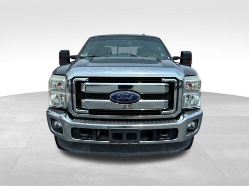 Used 2015 Ford F250 Lariat AWD/4WD image 6