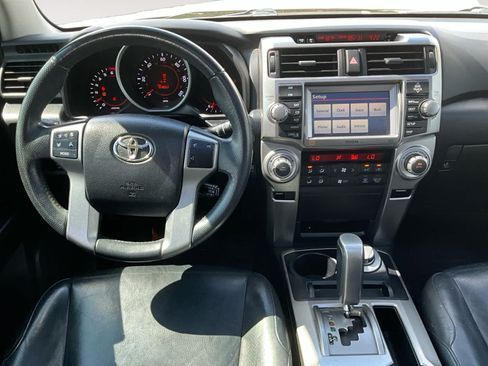 Used 2010 Toyota 4Runner Limited AWD/4WD image 9