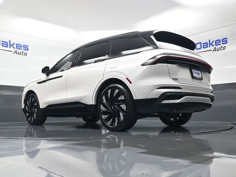 Used 2024 Lincoln Nautilus Reserve w/ Jet Appearance Package (87T) image 45