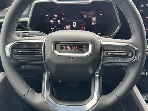 New 2026 GMC Canyon Elevation w/ Convenience Package image 37