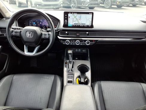 Used 2024 Honda Civic Touring image 15