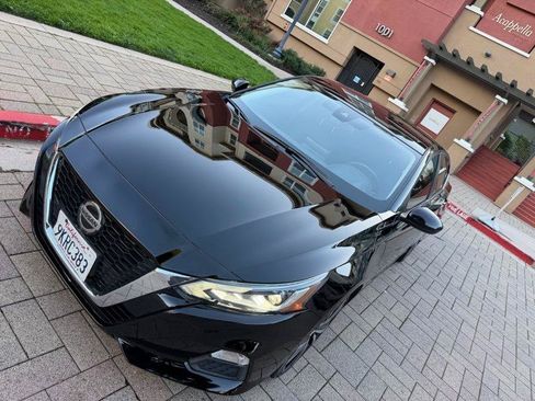 Used 2021 Nissan Altima 2.5 SR FWD image 32