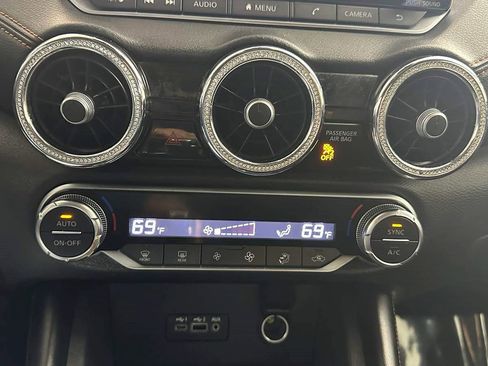 Used 2021 Nissan Sentra SR image 35