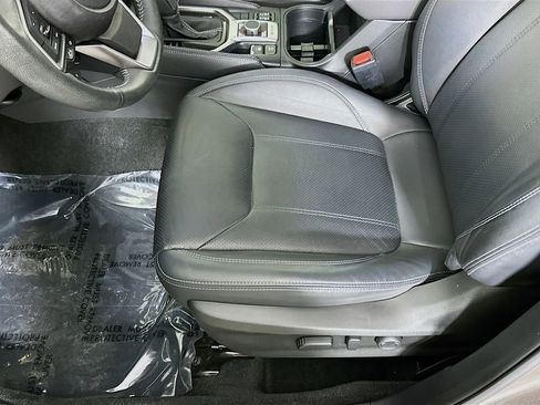 Used 2024 Subaru Forester Limited image 27