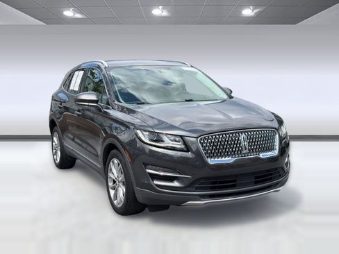 Used 2019 Lincoln MKC Select w/ Select Plus Package FWD image 7