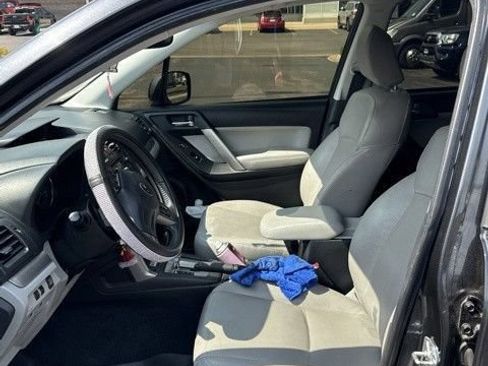 Used 2014 Subaru Forester 2.5i Limited w/ Popular Package #2 AWD/4WD image 9