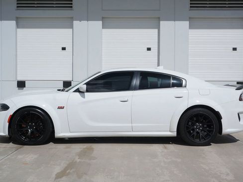 Used 2021 Dodge Charger Scat Pack image 6