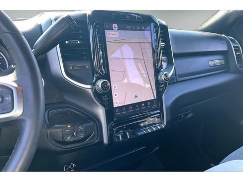 Used 2025 RAM 2500 Big Horn AWD/4WD image 10