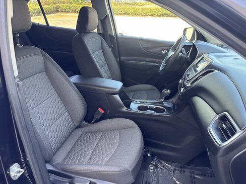 Used 2020 Chevrolet Equinox LT FWD image 17
