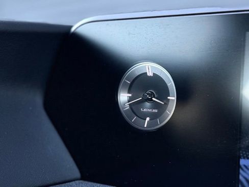 Used 2022 Lexus UX 250h w/ Premium Package image 34